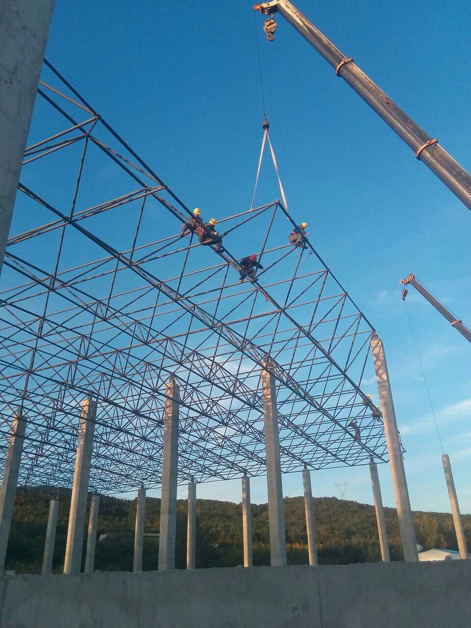 新民汪清物流园网架
