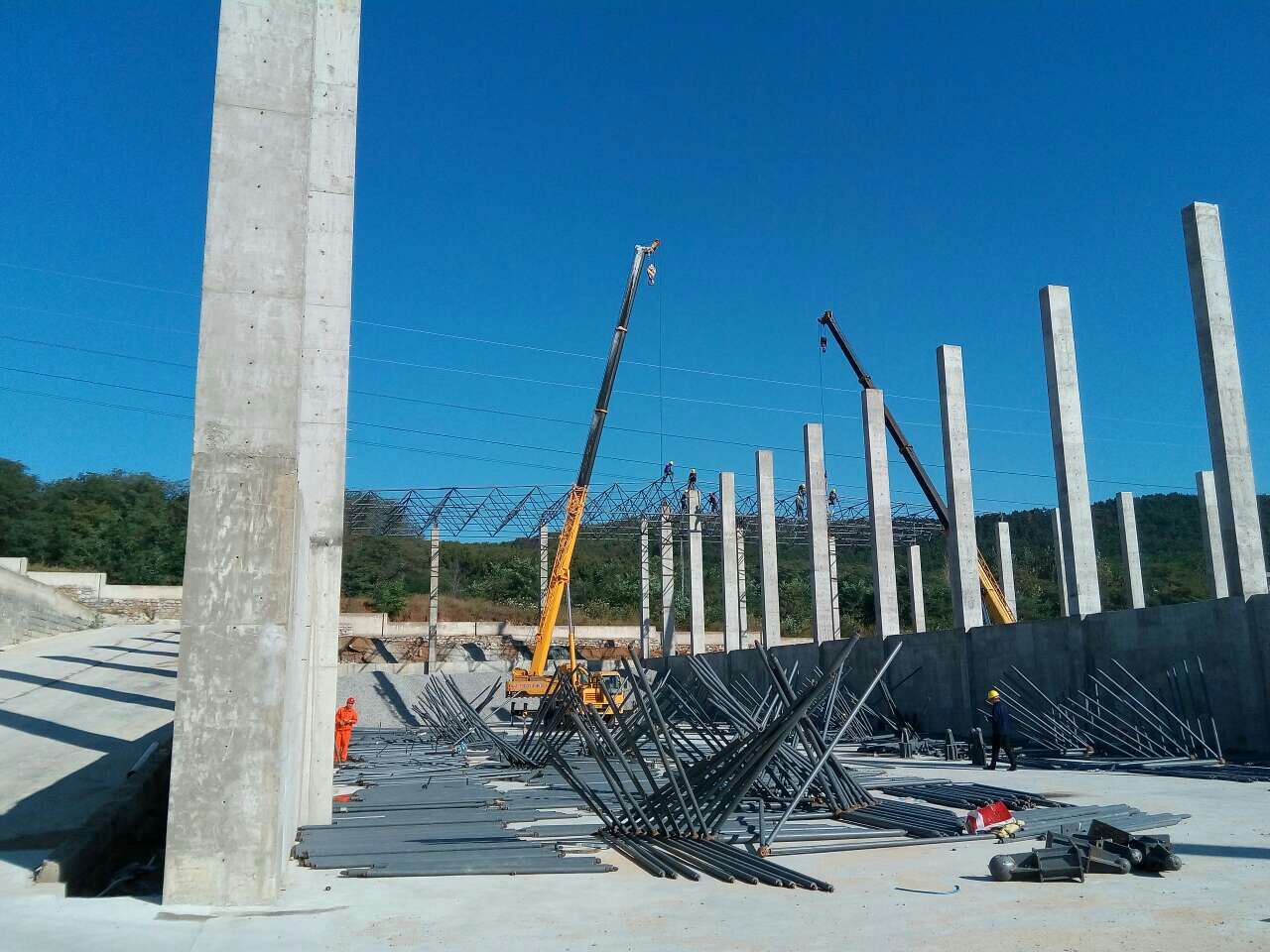 新民威海搅拌站网架
